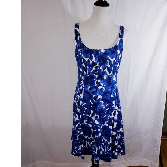 Jones Wear Dresses & Skirts - Jones Wear Dress Size 12 Blue, White
